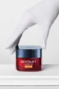 L'Oreal Paris Revitalift Lazer X3 Leke ve Kırışıklık Karşıtı Bakım GKF25 SPF25